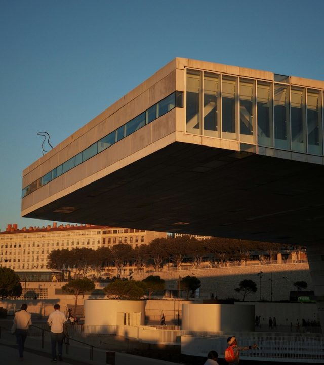 florian peeters iacswjnehoc unsplash